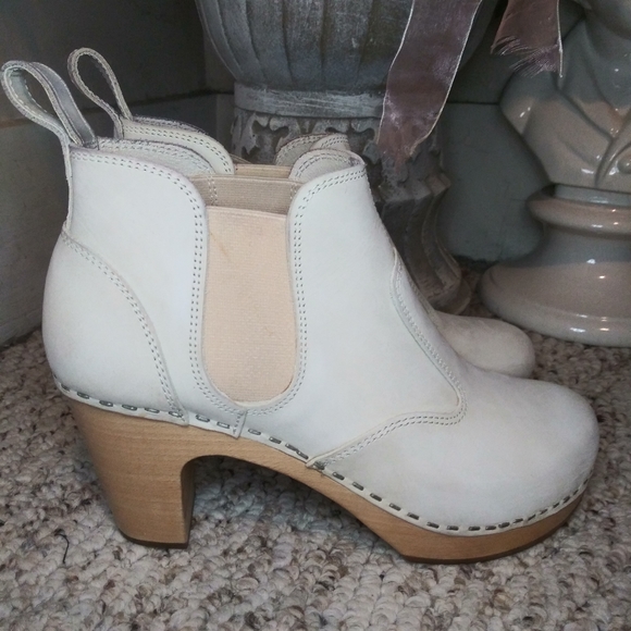 Swedish Hasbeens Ivory Wooden Clog Bottom Chelsea Style Ankle Boots - Picture 2 of 15